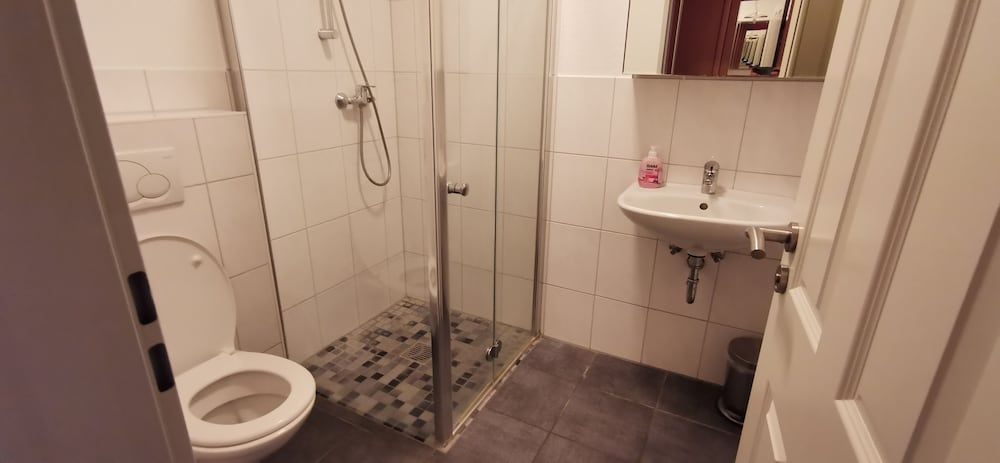 motel am Outletcenter Twin Room 5