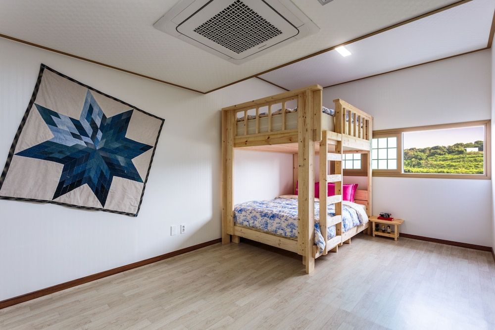 Jeju Wayo Pension Deluxe Room 13