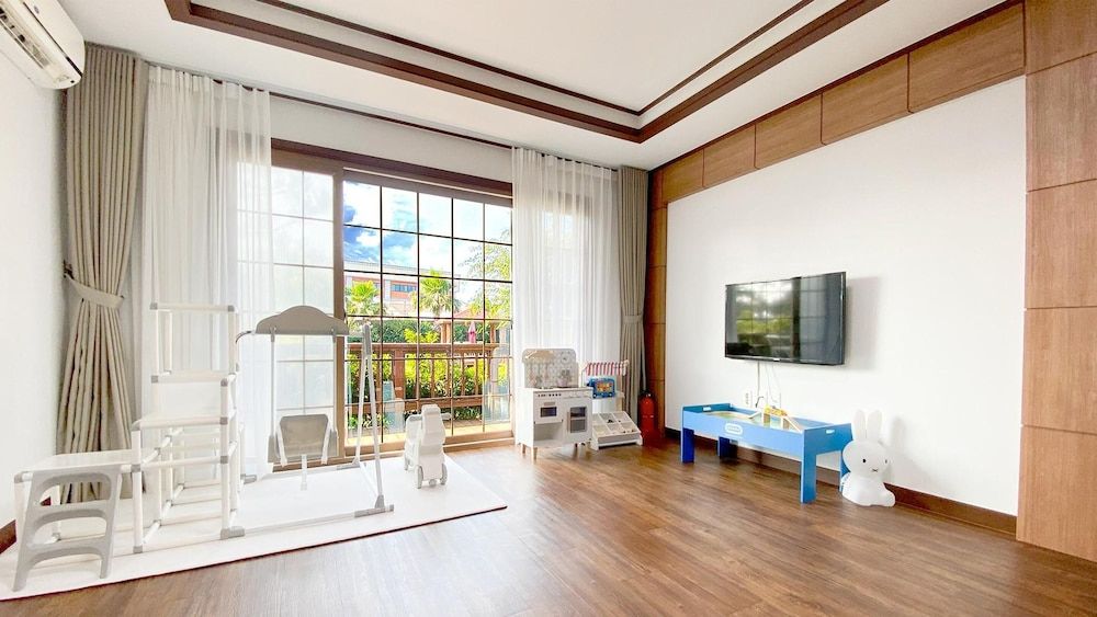 undefined Jeju Sigan Yeohaeng Huyang Pension