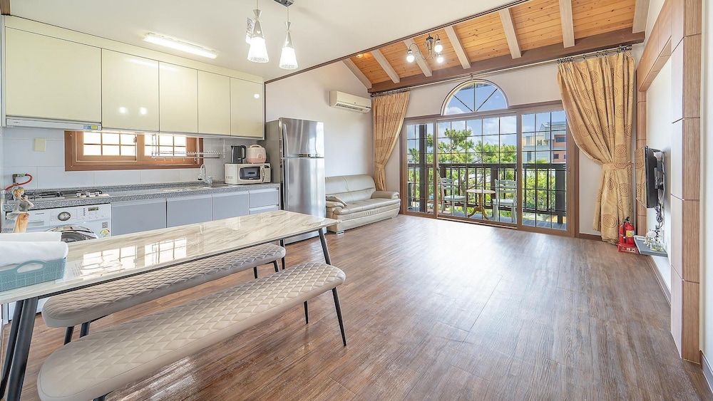 undefined Jeju Sigan Yeohaeng Huyang Pension 3