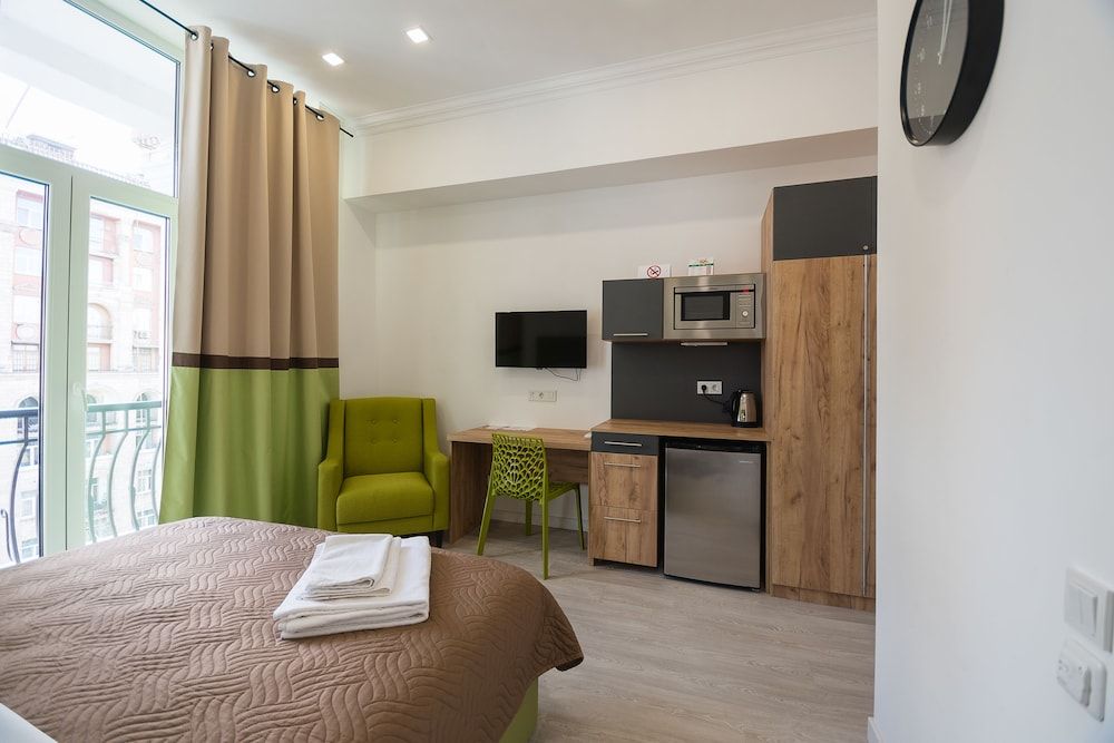 Comfort Studio, Balcony, Courtyard View