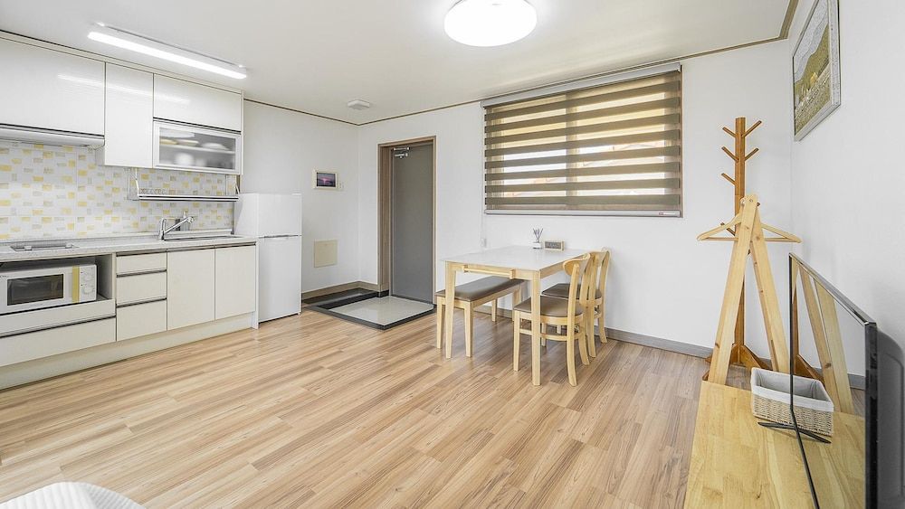 Jeju Rime Pension Basic Room, 1 Bedroom (rimechimdaeB) 12