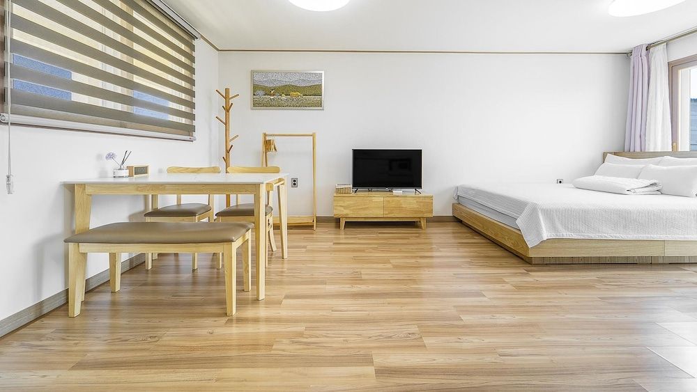 Jeju Rime Pension Basic Room, 1 Bedroom (rimechimdaeB) 10