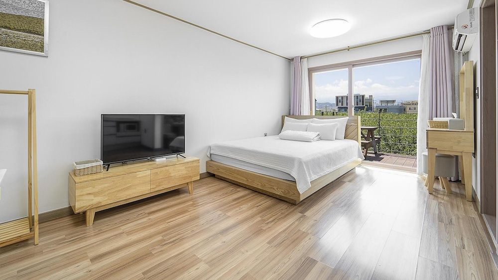 undefined Jeju Rime Pension 8