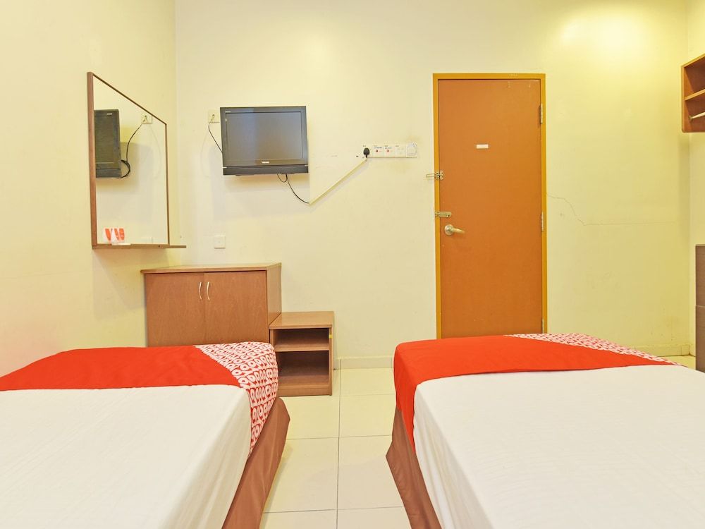 undefined Hotel O Walk Inn 9