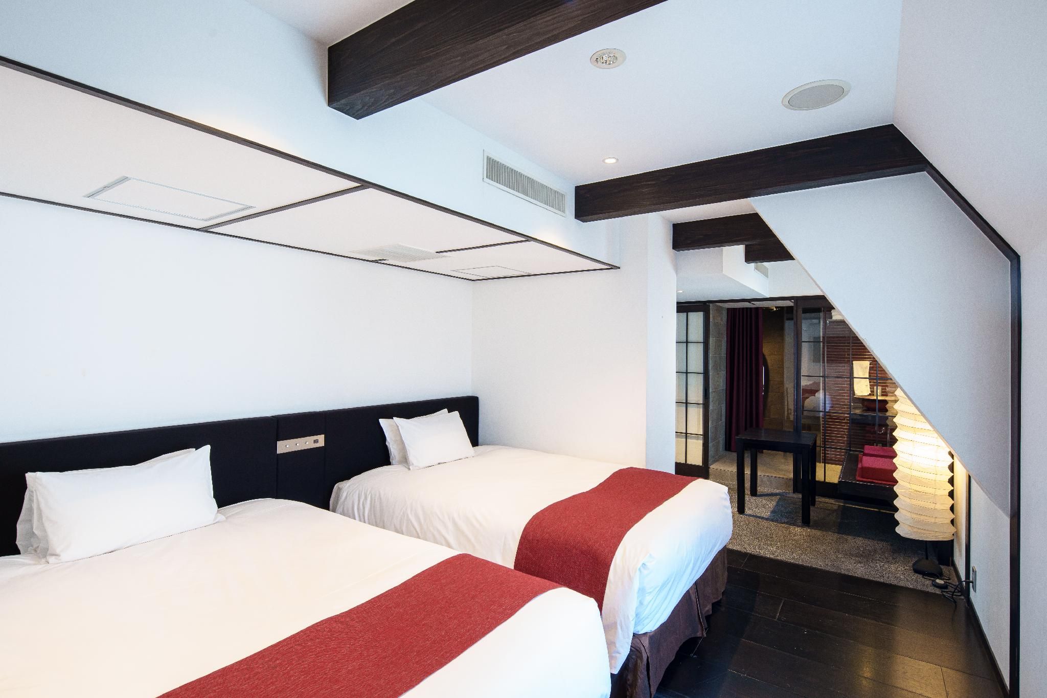 Executive Twin - Kominka