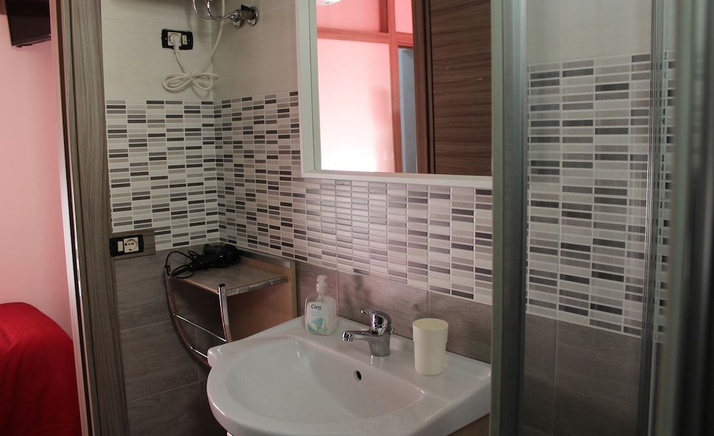 Charm Airport Superior Triple Room, Sea View 7