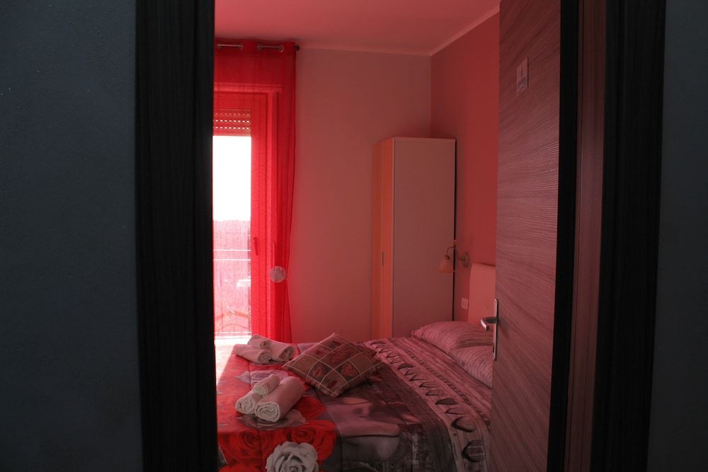 Charm Airport Superior Triple Room, Sea View 11