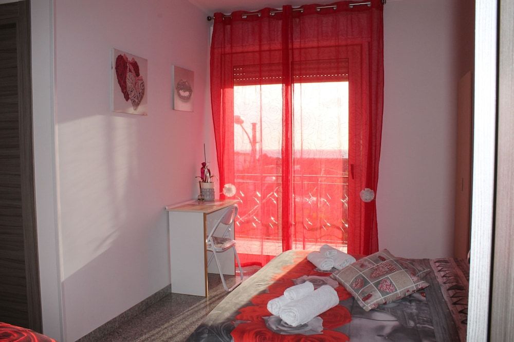 Charm Airport Superior Triple Room, Sea View 12