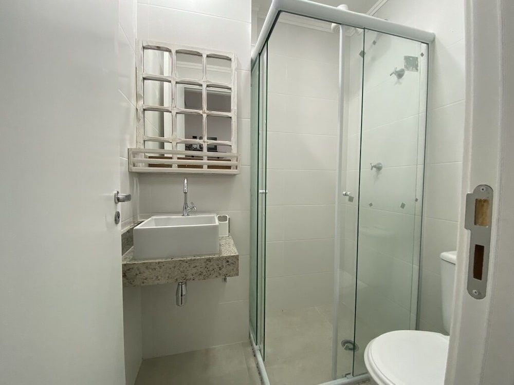 Akile Renault Basic Quadruple Room 8