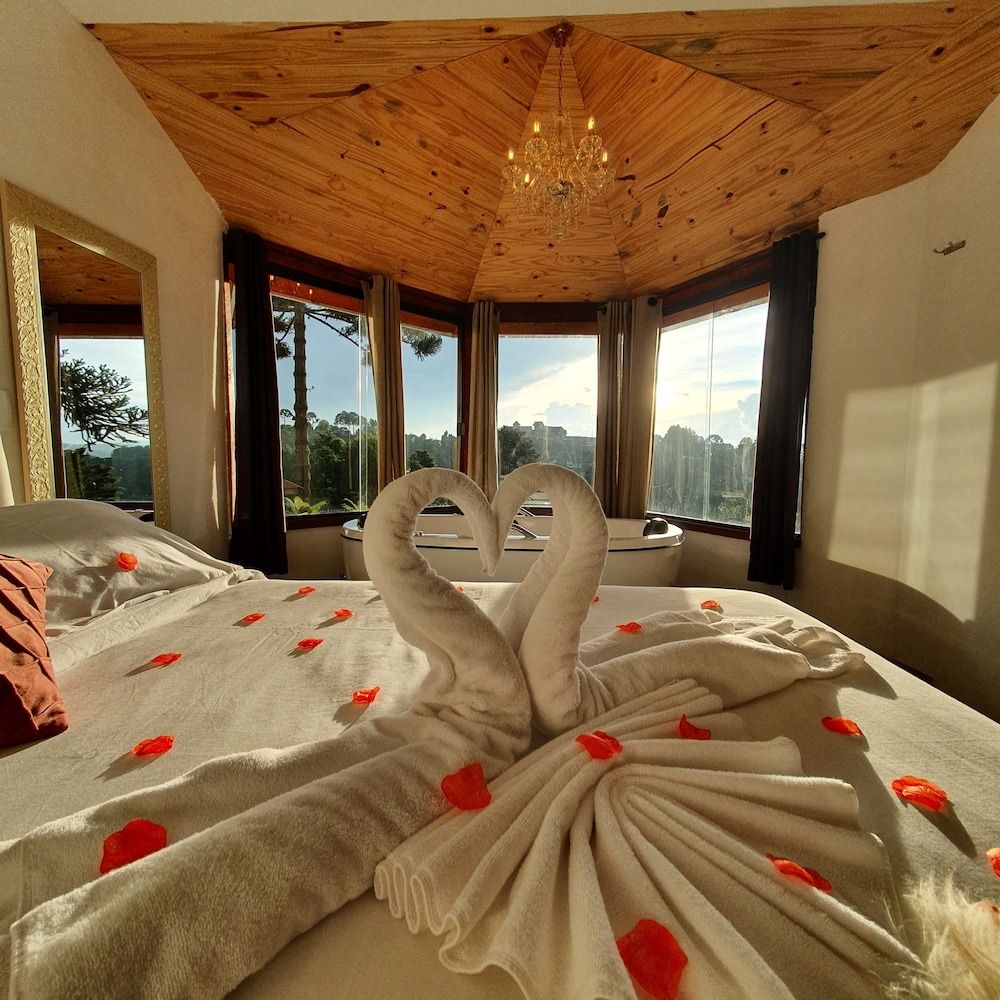 Panoramic Double Room, 1 Queen Bed, Bathtub, Mountain View