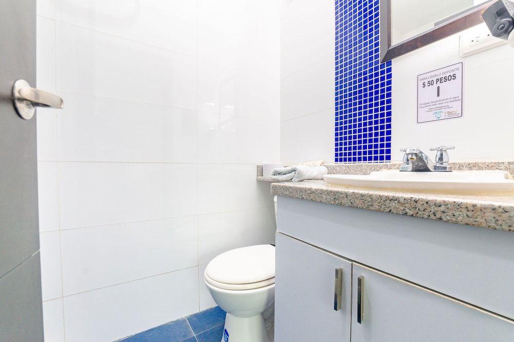 Ayenda Royal Fenix Standard Single Room 4