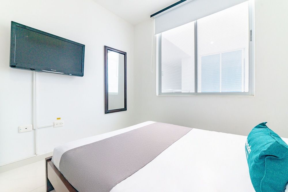 Ayenda Royal Fenix Standard Single Room 2