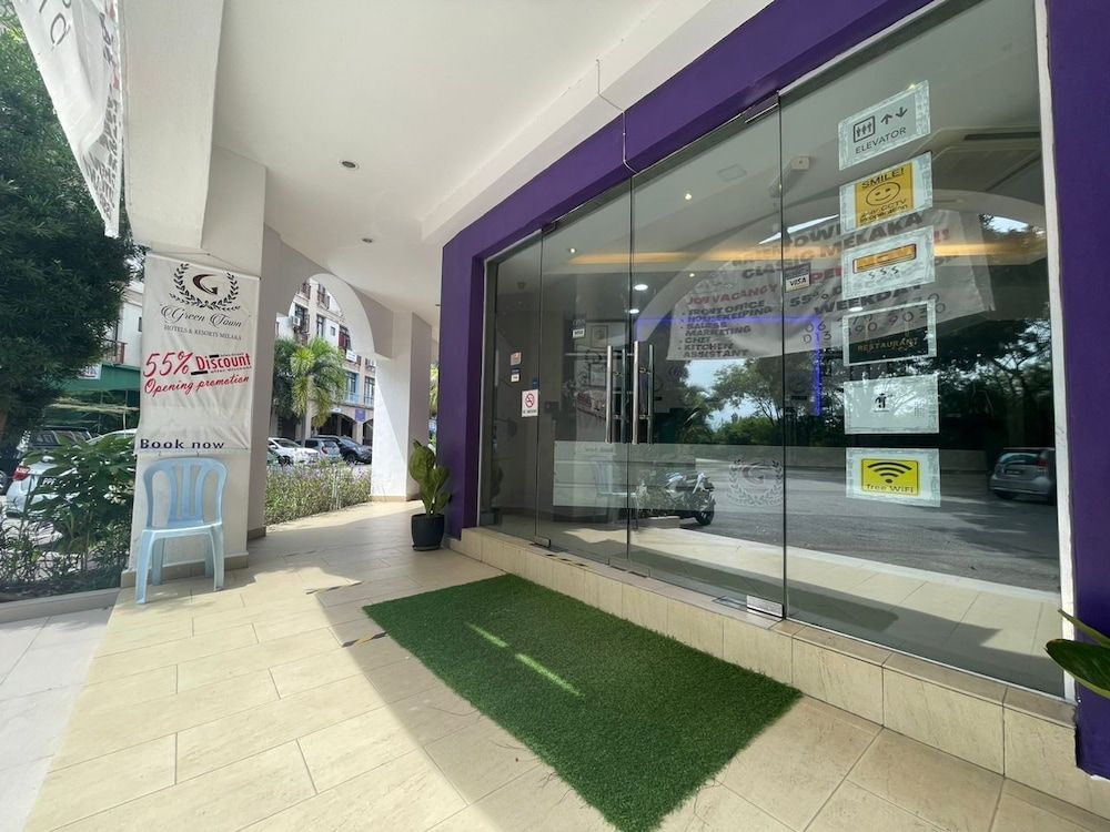 undefined Green Town Classic