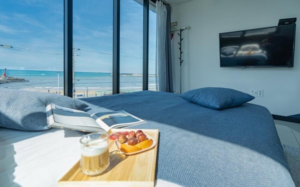 Jeju Judith Pension Room (Building B Room 302 (Ocean view no sp) 10