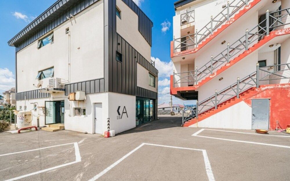 undefined Jeju Judith Pension 6