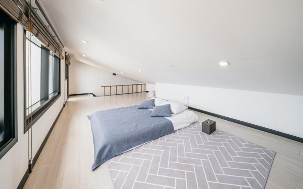 Jeju Judith Pension Room (Building A Room 302 (Ocean View Duple) 3