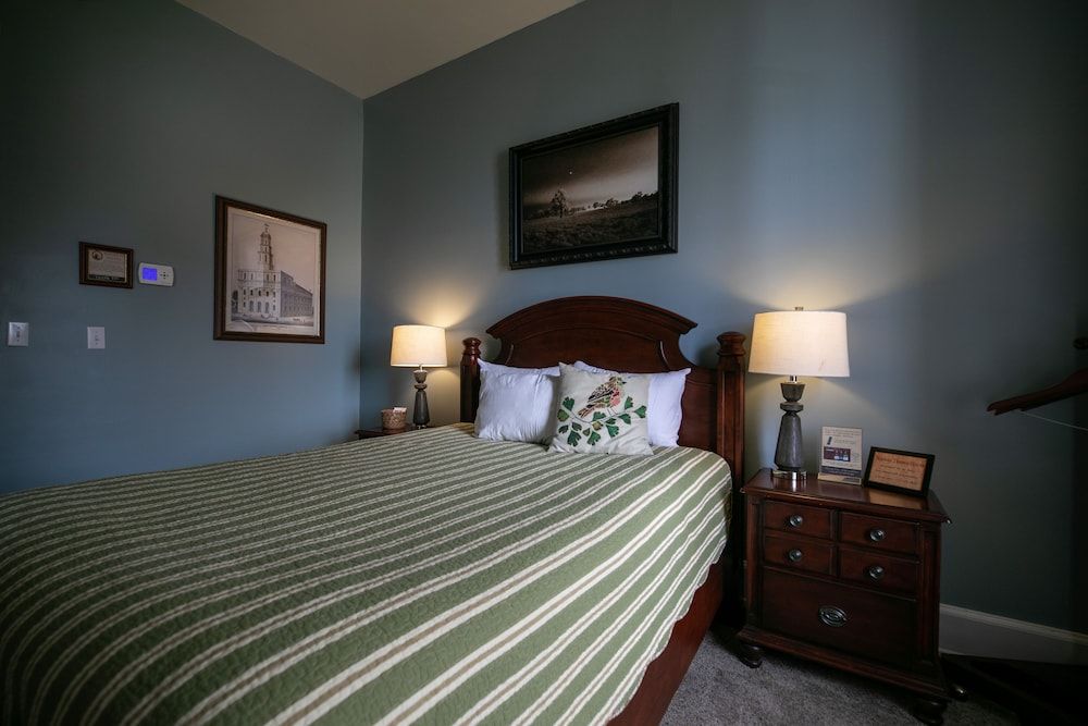 Premier Room (Historic Building, No Elevator)