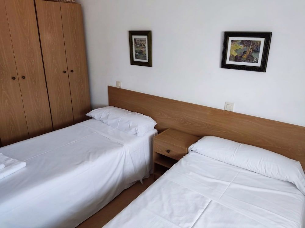 Pensión Las Matillas Double Room, Shared Bathroom