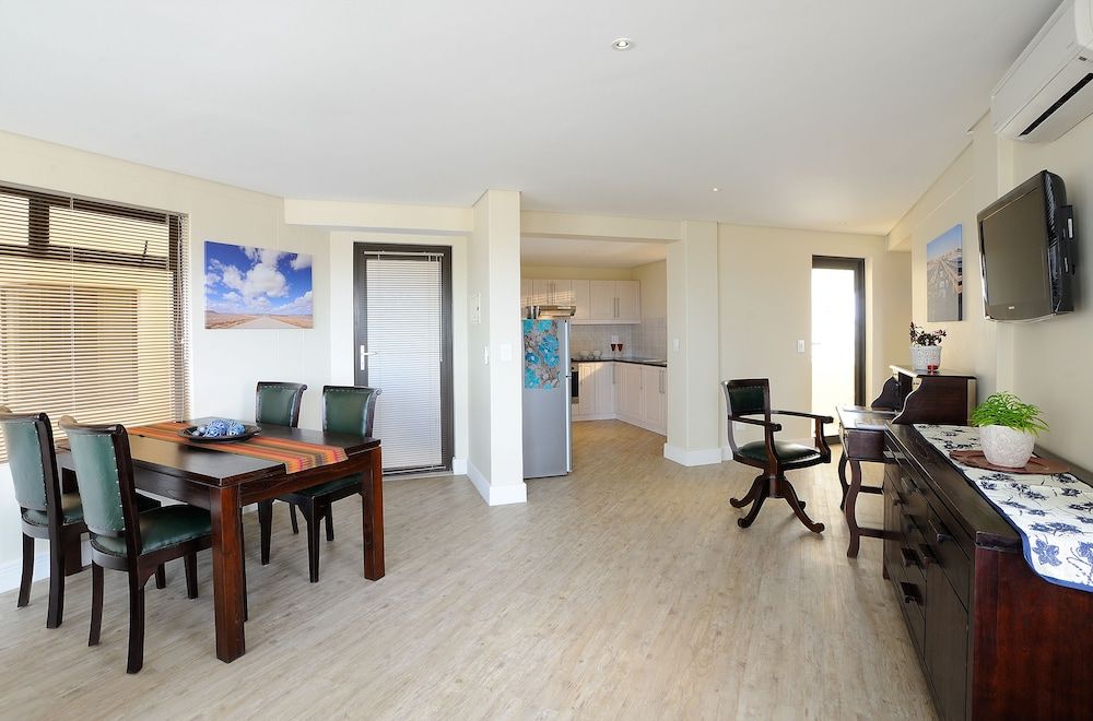 Beach Hotel Swakopmund Comfort Apartment 10