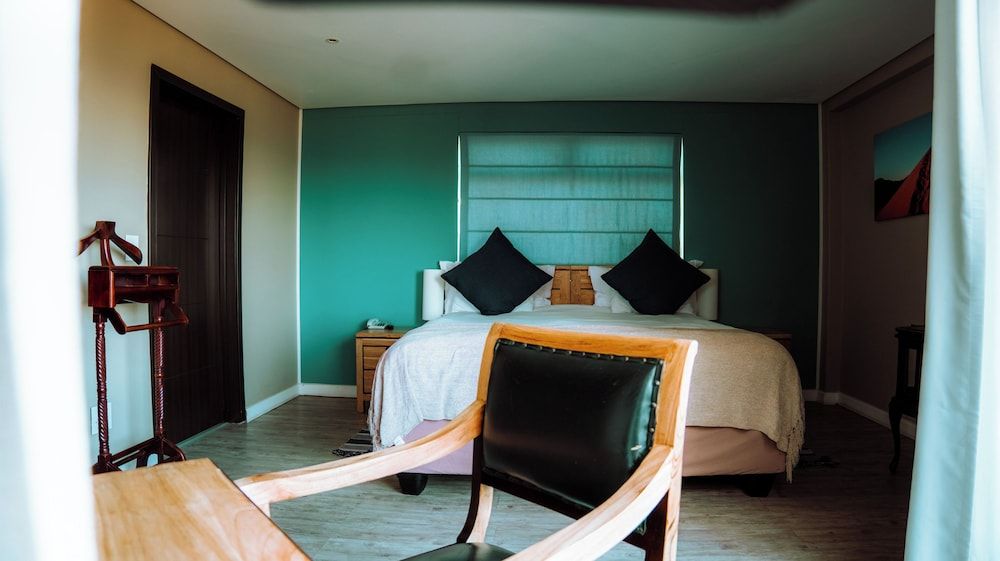 Beach Hotel Swakopmund Comfort Room 11