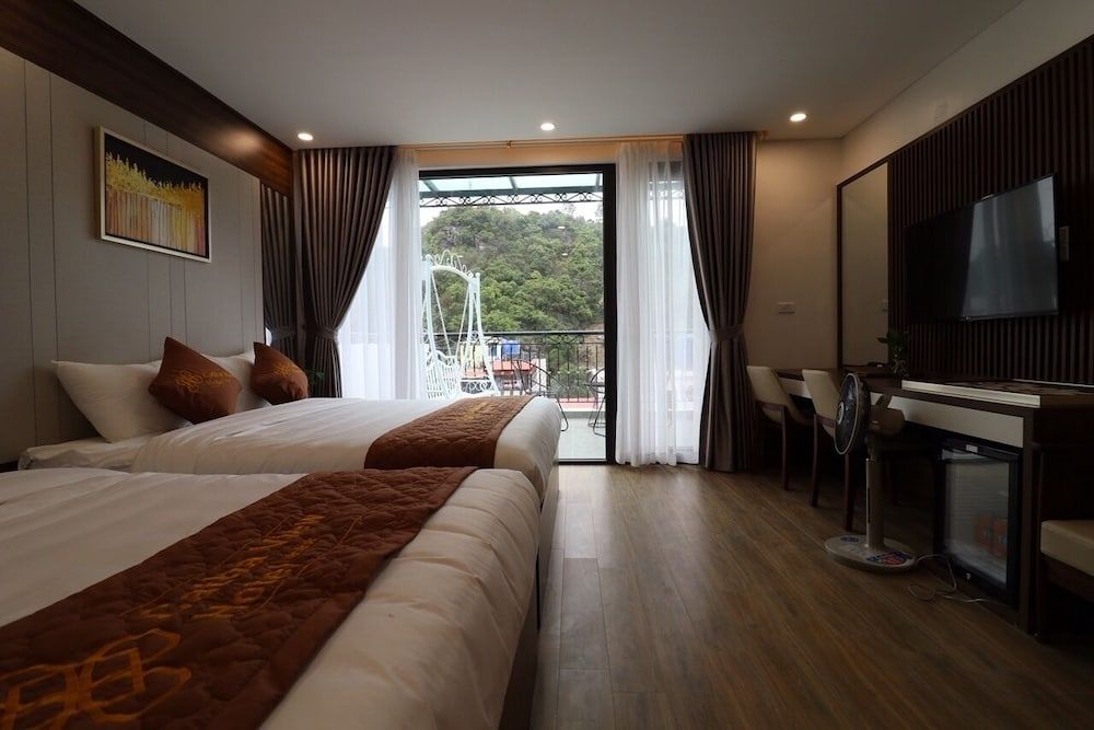 undefined Catba View Hotel 8