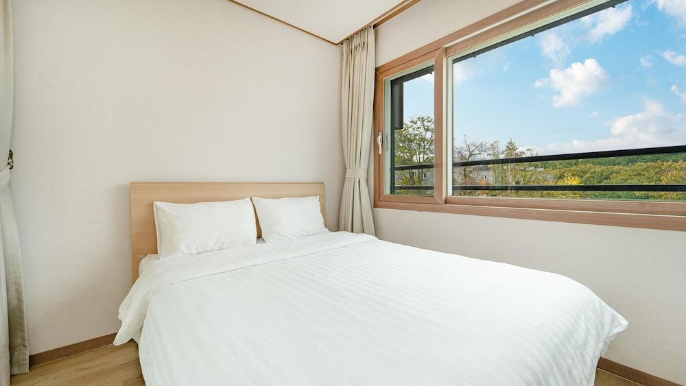 undefined Jeju Gwaneumsa Ganeun gil Pension 8