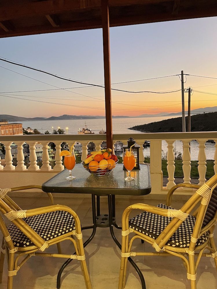 Relax Mea Hotel Deluxe Double Room with Sea View 9