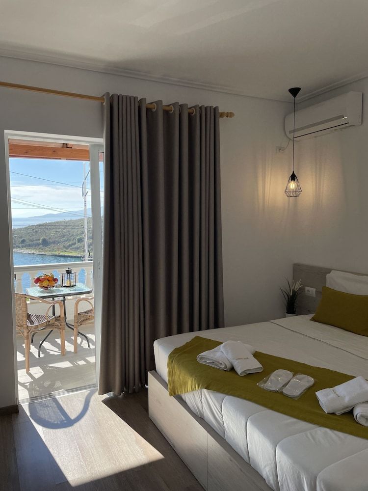 Relax Mea Hotel Deluxe Double Room with Sea View 4