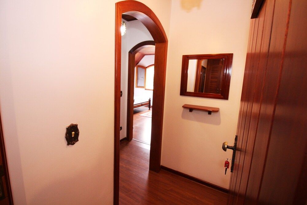 Deluxe Quadruple Room, Multiple Beds, Non Smoking