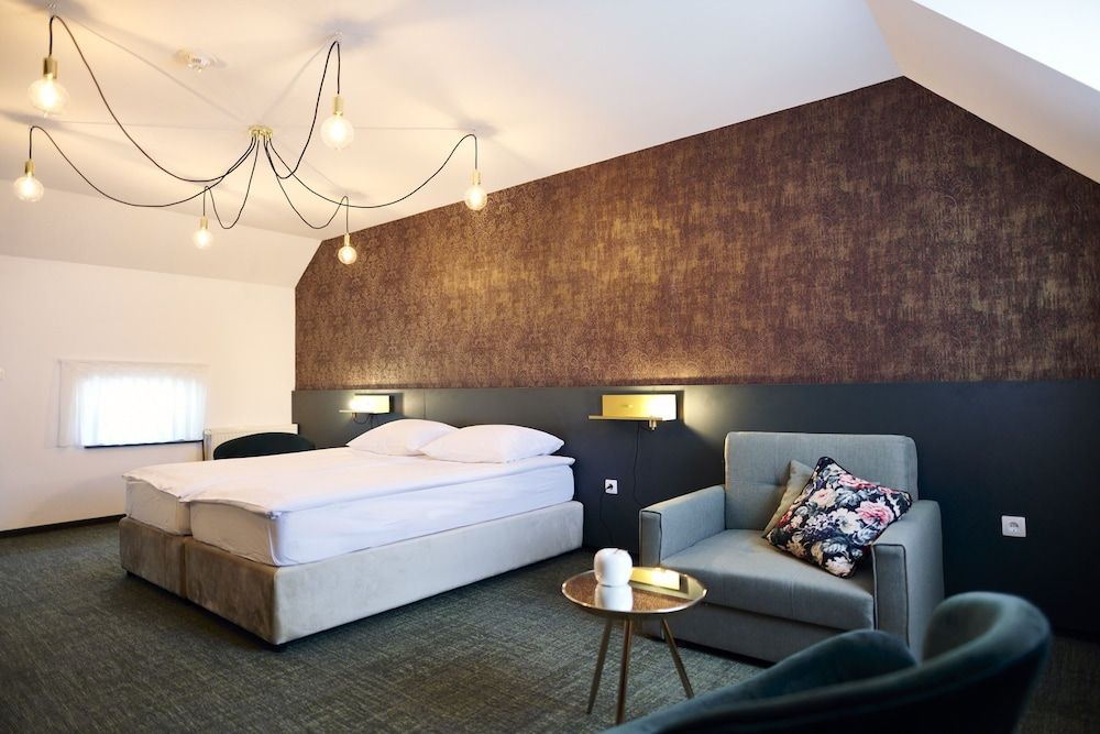 Family Suite - Annex Golf Suites