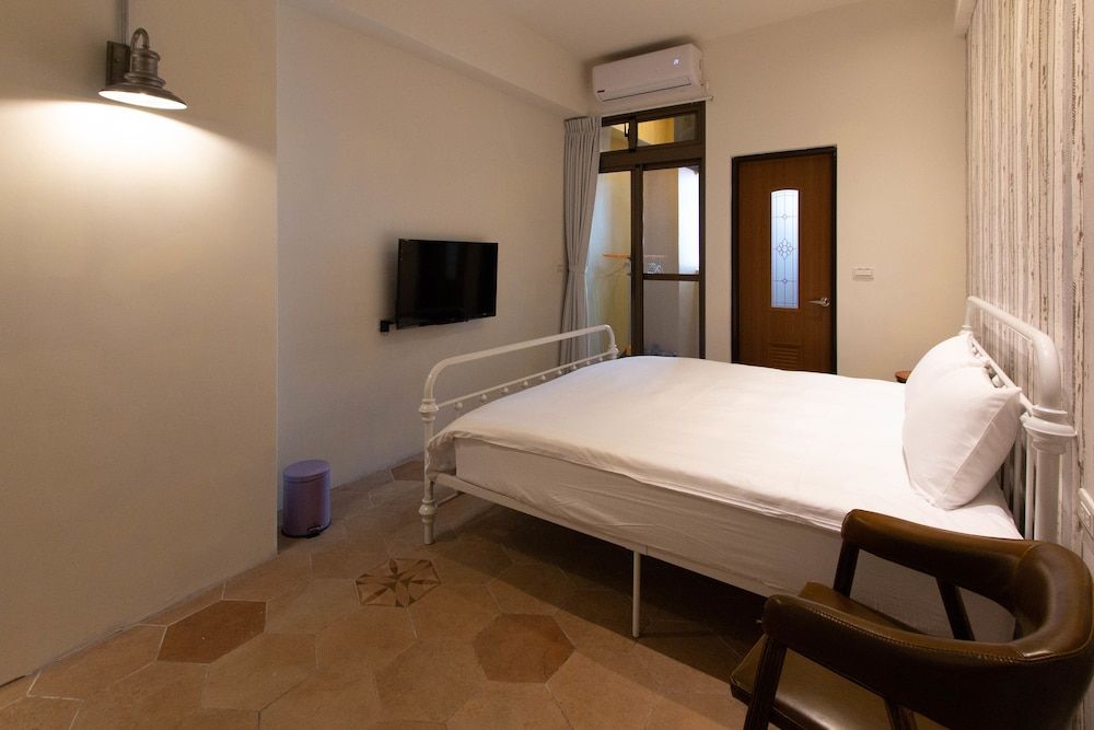 City Double Room, 1 Queen Bed, Non Smoking