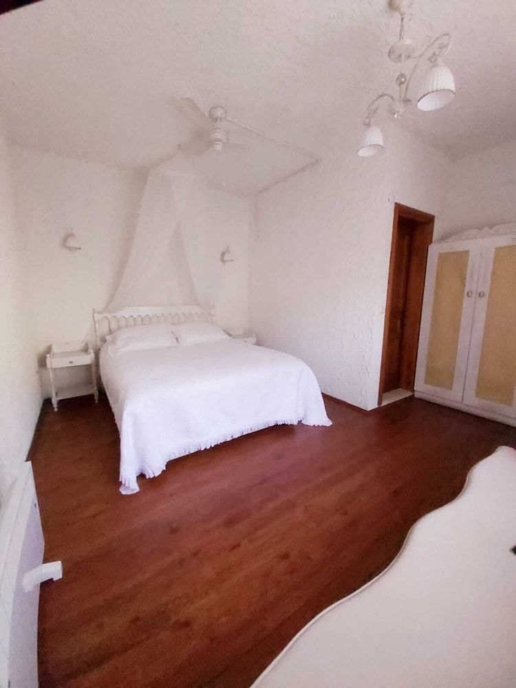 Sirince Klaseas Hotel & Restaurant Deluxe Double Room, 1 Double Bed, Garden View, Garden Area 2