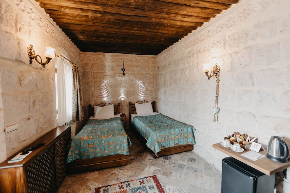 undefined Artium Cave Hotel 3