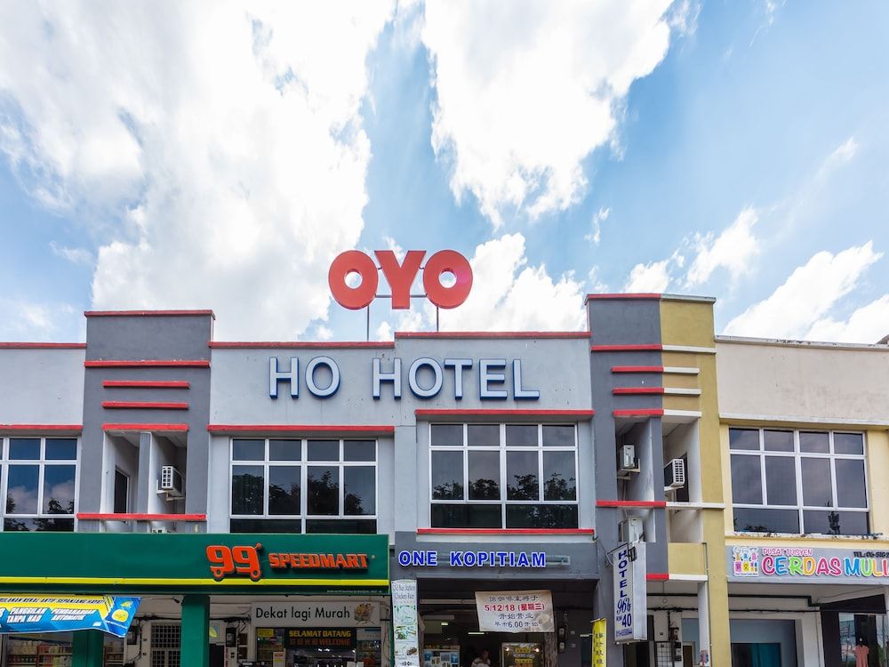 undefined OYO 1185 Ho Hotel 4