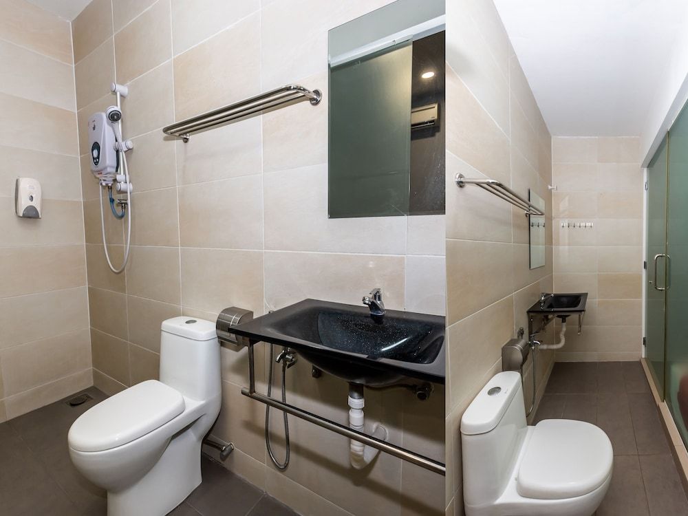 undefined OYO 1185 Ho Hotel 8