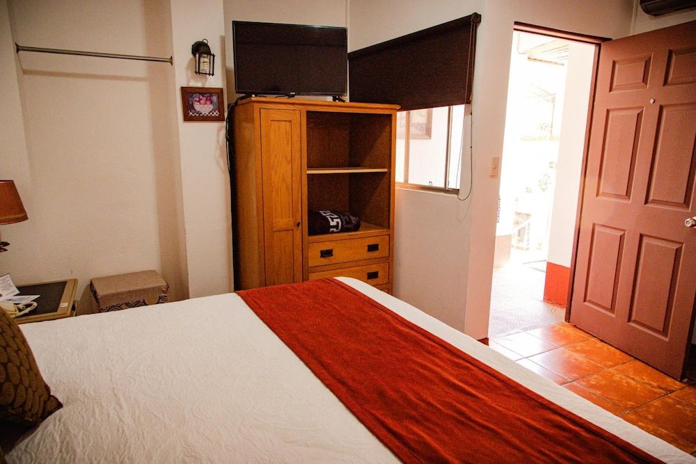 Hotel Boutique el Viejo Mundo Classic Room 2