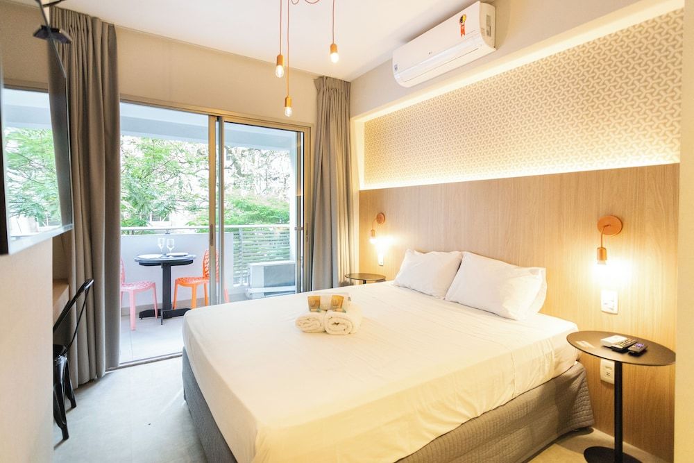 undefined Studios E-side Vila Madalena