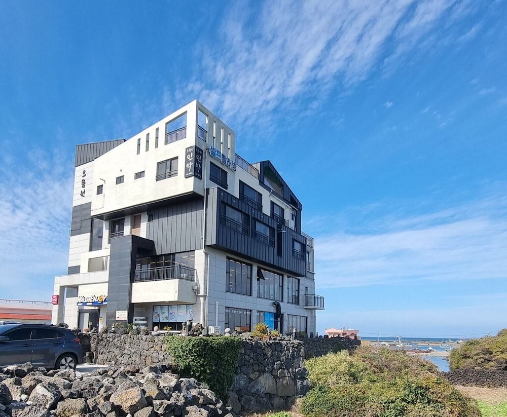 undefined Eutteum Won Pension 3