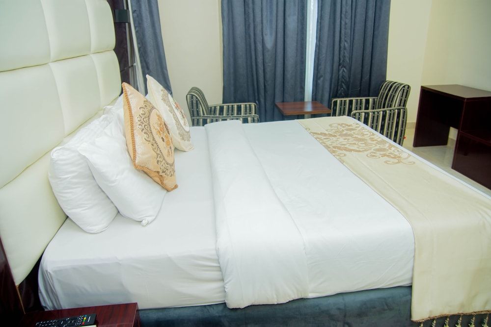 Blossom Height Unique Hotel Presidential Suite 2