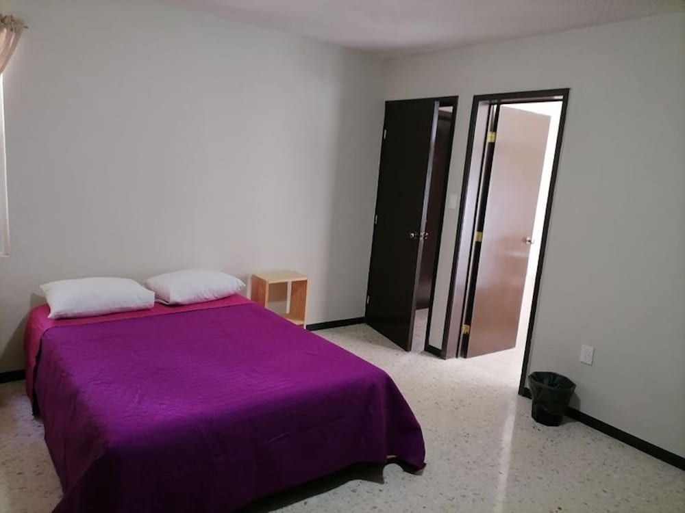 Apartment, 3 Bedrooms, Accessible, Patio