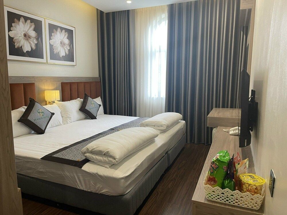 Seasun Hotel Ha Long Superior Double Room 7
