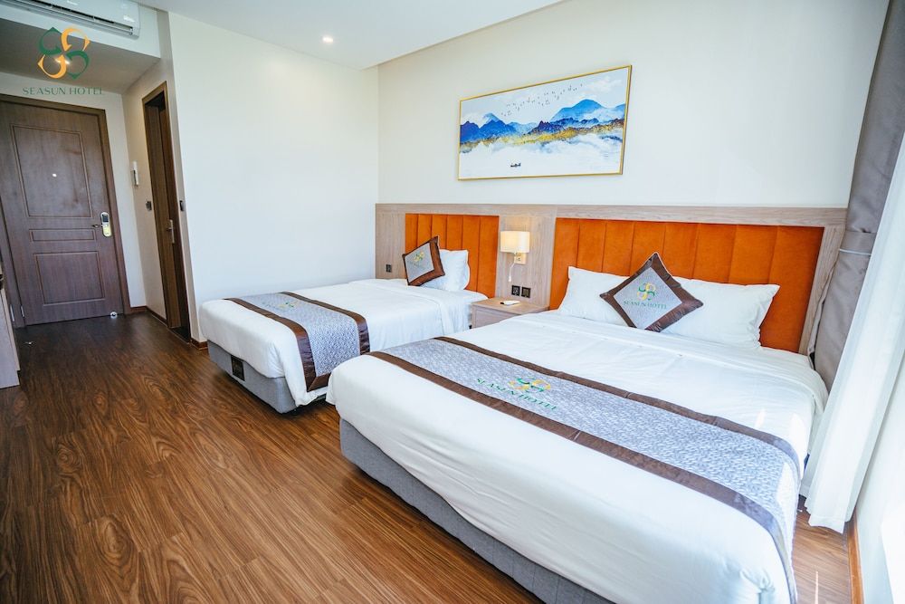 Seasun Hotel Ha Long Standard Triple Room