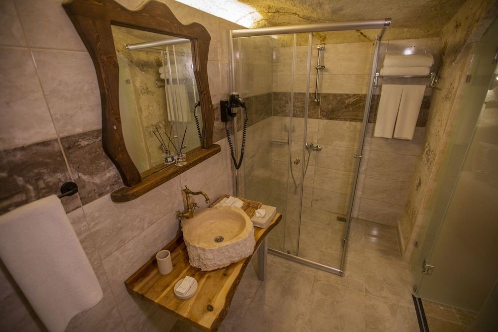 Dokya Hotel Deluxe Double or Twin Room 6