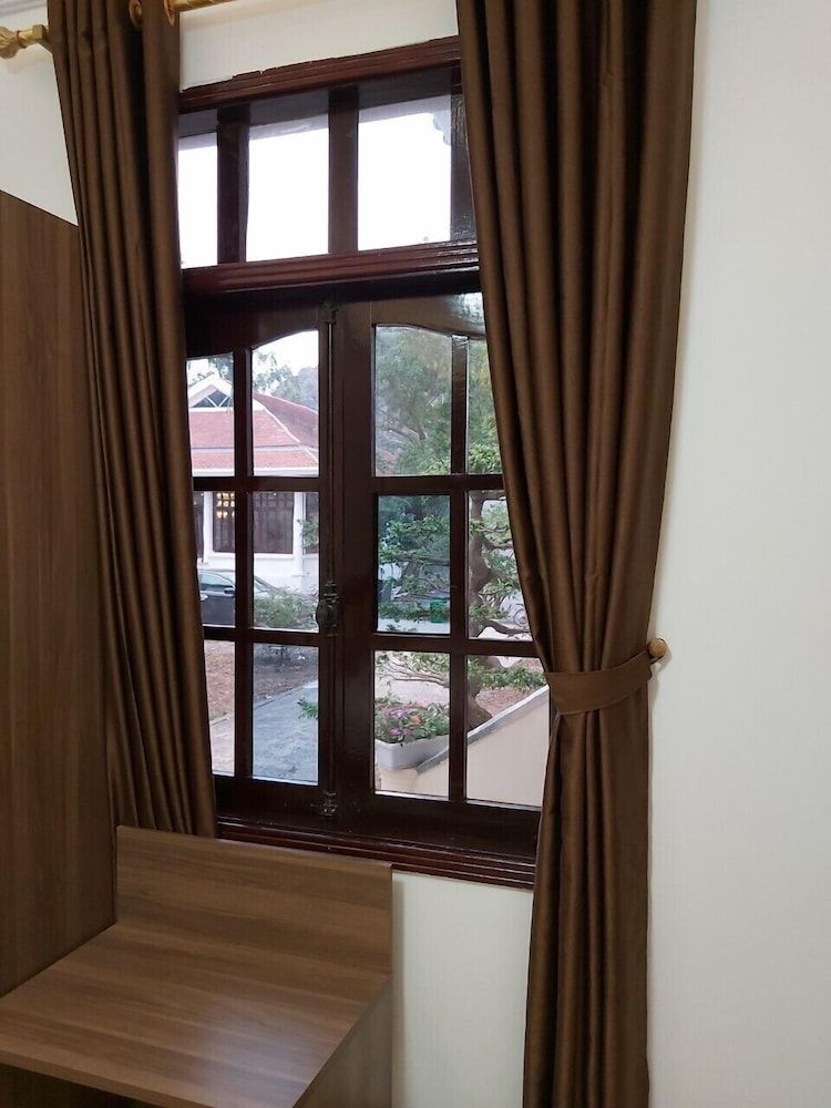 Van Xuan Royal Hotel Deluxe Twin Room 3