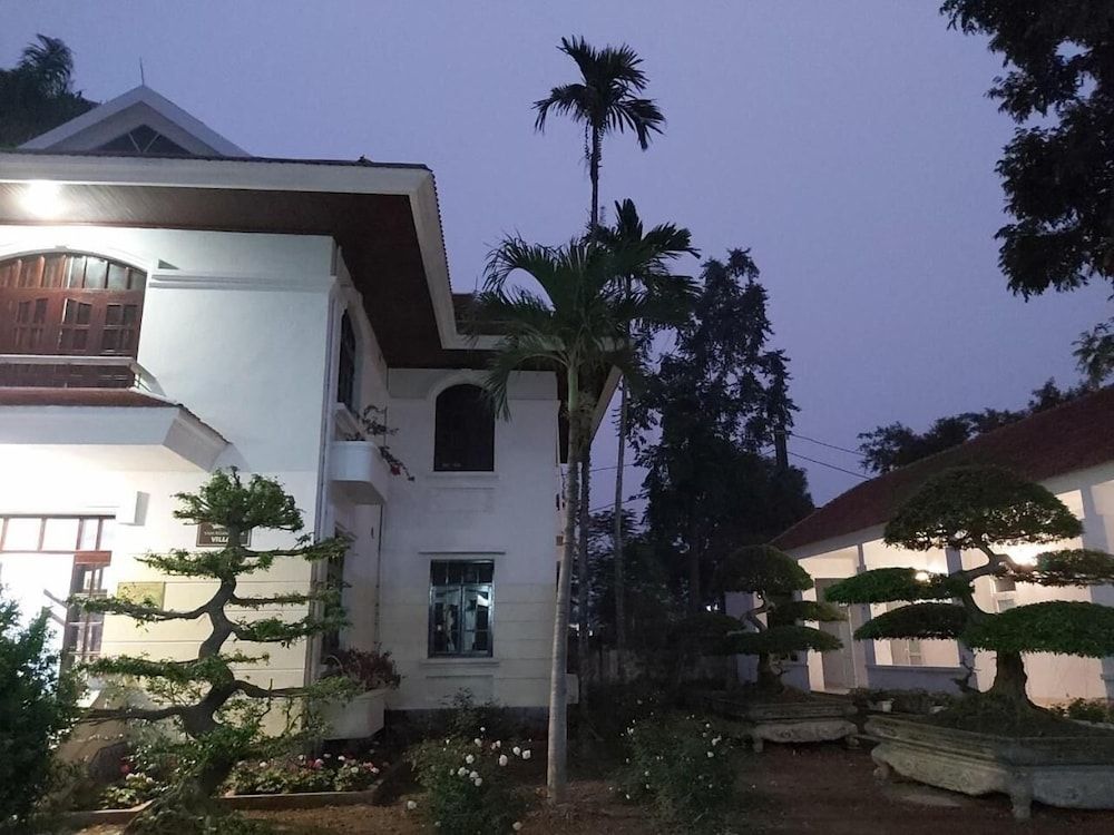 undefined Van Xuan Royal Hotel 10