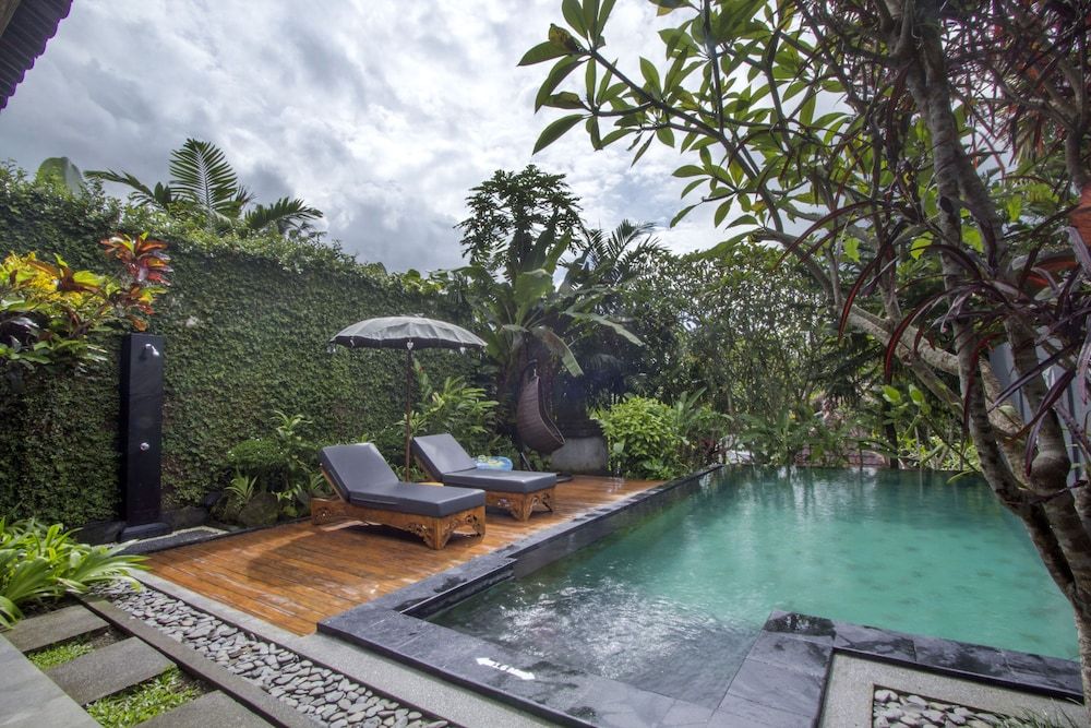 undefined KajaNe Mua 4