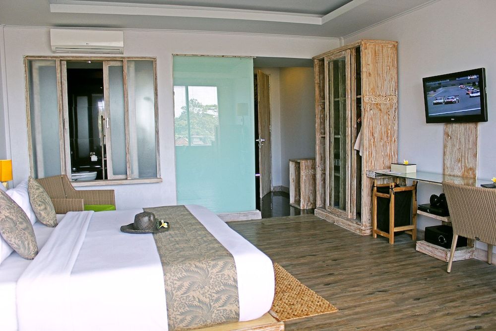 KajaNe Mua Deluxe Room 2