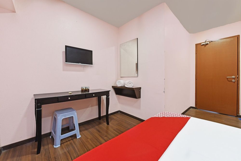 undefined OYO 90578 Seri Mawardah Hotel 4