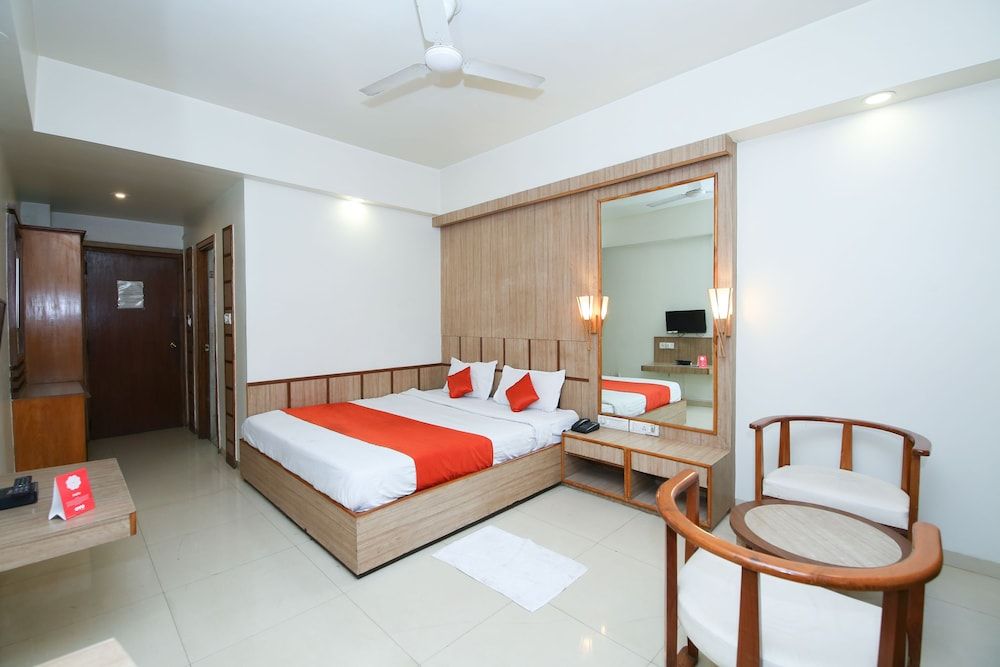 undefined OYO 10415 Hotel Prestige Princess 4